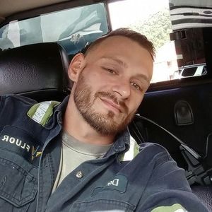 Meet your Posher, Derek